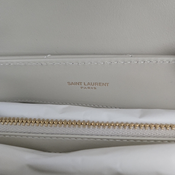 Authentic Saint Laurent Small LouLou - Picture 7 of 11